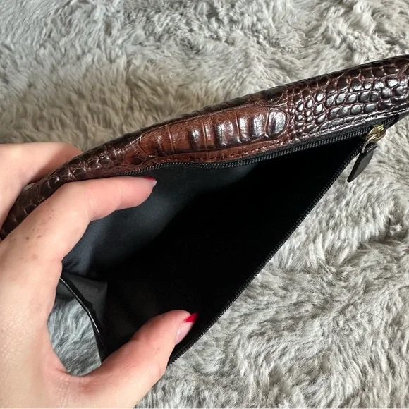 Brahmin Two-Tone Leather Tri-Fold Wallet Croc - Picture 3 of 16